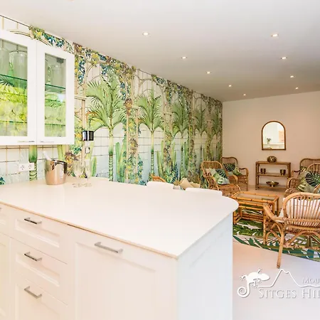 Vila De Leones In Heart Of By And Town With A/c And Games *